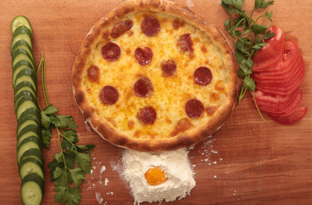 Peynirli Sucuklu Pide pidesi
